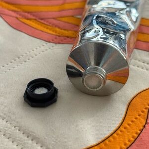 NEW- L'OCCITANE- Creme Mains Peaux Seches- 20% Shea Butter- Hand Cream- 5.2 oz